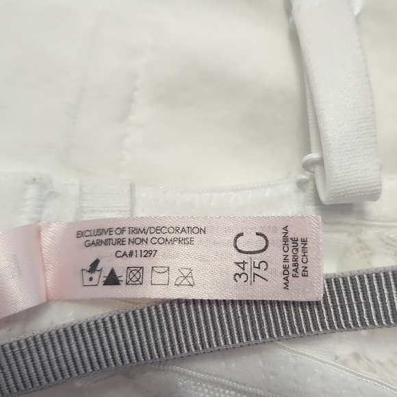 COPY - La Vie En Rose set of 3 bras 34C - Picture 3 of 8